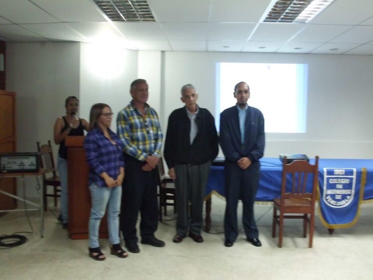Los ingenieros plantean la creación de una nueva empresa que se encargue de operar el servicio de agua en Trujillo