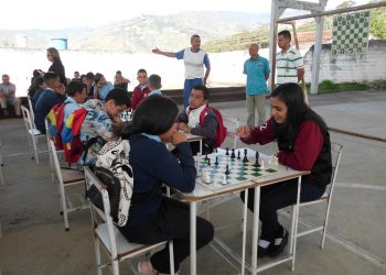 Escuela de Ajedrez del Iamd visita instituciones educativas en Boconó