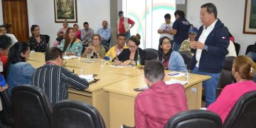 Hidrosuroeste y Alcaldía capitalina trabajarán en conjunto para solventar botes de agua en San Cristóbal