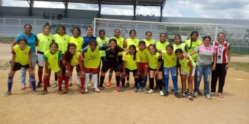 Fútbol femenino pide ayuda para representar a Trujillo