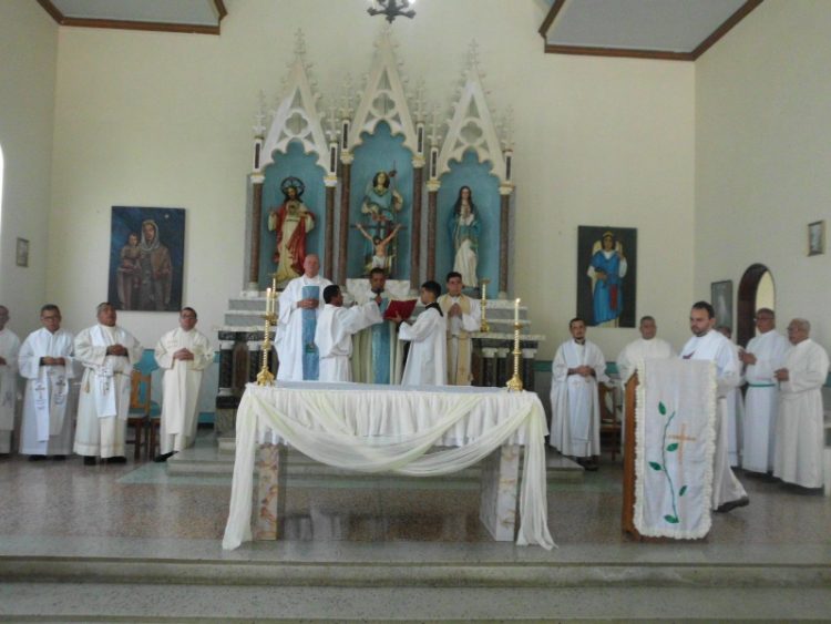 Trascendente acto religioso se realizó en la Iglesia San Rafael de Guanda      