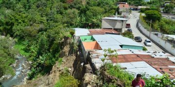 Refugiados de Miticún reclamarán atención desde la calle