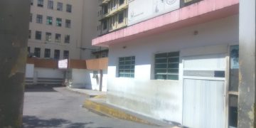 Farmacia comunitaria raciona entrega de medicamentos