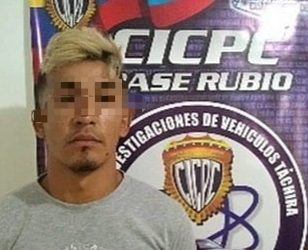 Detenidos delincuentes que robaban taxis en Rubio para venderlos en territorio colombiano