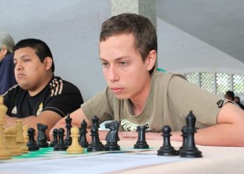 Tachirense Fabián Vivas gana título en Perú
