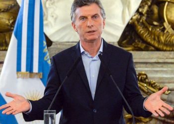 Macri ordena salida de diplomáticos del Gobierno venezolano de Argentina