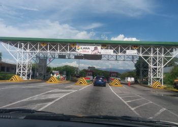 Diputado Carlos González denuncia entrega de peaje trujillano a Lara