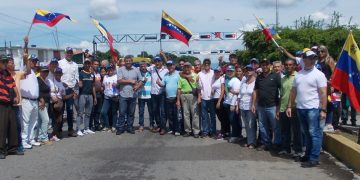 Escenario en el Eje Panamericano: unos en San Benito otros en protesta pacífica