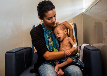 El drama de los niños de la crisis: “Mamá, tengo hambre”