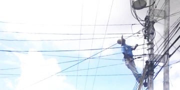 Mejoran sistema eléctrico y alumbrado público en El Turagual