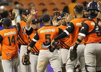 Águilas vuelan alto y hunde más a Navegantes