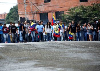 Estudiantes marcharon en Táchira hasta el Zonal 21