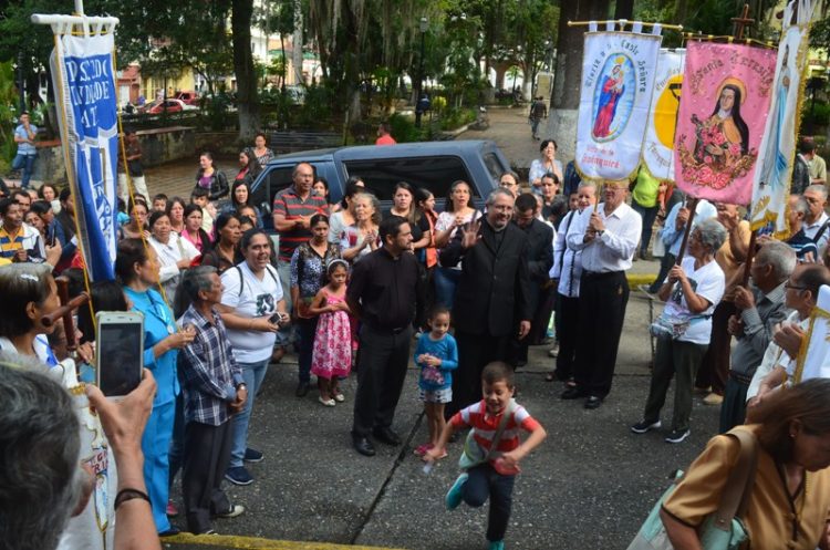 Obispo presidió designaciones sacerdotales parroquiales