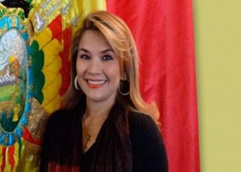 Jeanine Áñez asumió la Presidencia de Bolivia