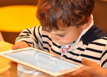 Abuso en uso de las tablets causa afecciones en la visión