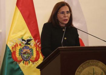 Bolivia expulsa a todos los diplomáticos venezolanos