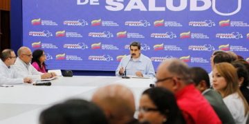 Maduro insta a la ONU a pronunciarse en defensa de misión médica cubana en Bolivia