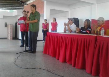 Eliades Ledezma: campesinos y productores trabajan unidos en la construcción del estado comunal