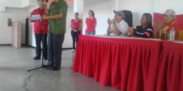 Eliades Ledezma: campesinos y productores trabajan unidos en la construcción del estado comunal