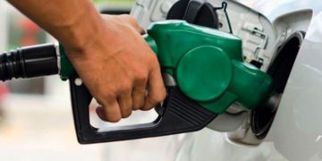 Gobierno de Bolivia aumentó precio de la gasolina