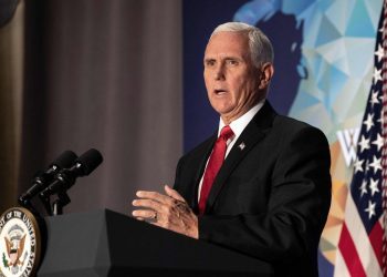 Mike Pence a militares venezolanos: El ejército debería ser una fuerza del bien