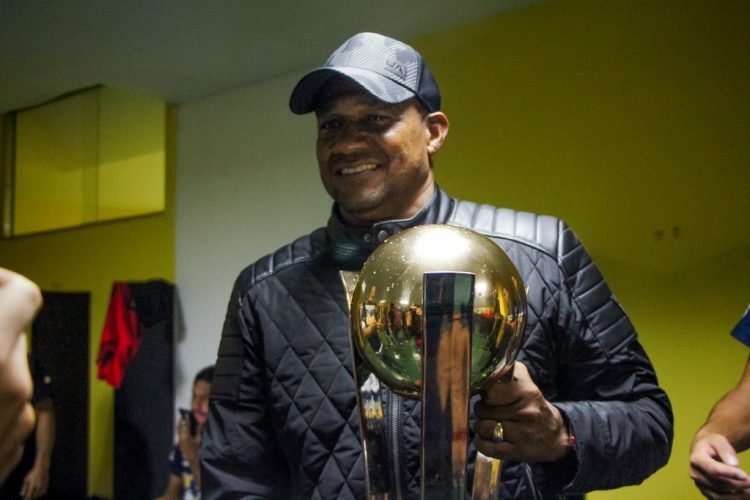 “Chita” Sanvicente consiguió otro título absoluto