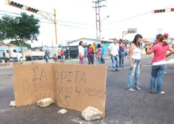 Continúan las protestas en San  Cristóbal exigiendo gas doméstico
