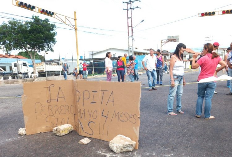 Aunque habitantes de La Popita y Ferrero Tamayo ya cancelaron el servicio de gas doméstico, no les ha llegado. Mariana Duque.