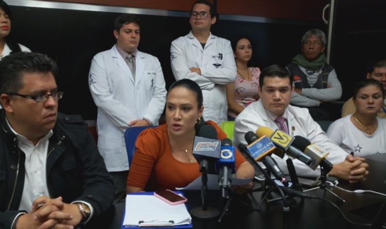 La gobernadora Laidy Gómez solicita más presupuesto para atención del área de salud en en el Táchira ante la migración. Mariana Duque