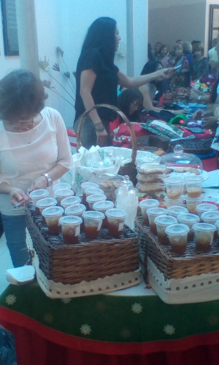 Con deslumbrante gala navideña la Escuela de Danza Gladys Mota despidió el año