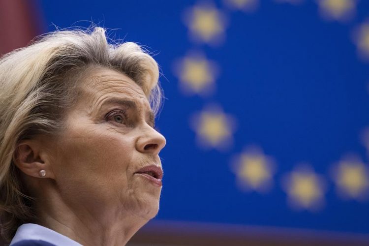 La presidenta de la Comisión Europea (CE), Ursula Von der Leyen. EFE