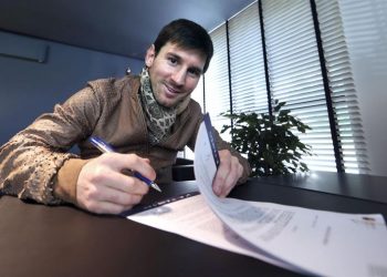 El Barcelona niega que haya filtrado el contrato de Messi y demandará a ‘El Mundo’