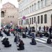 Estudiantes de institutos italianos protestan ante el aplazamiento de la apertura de los centros