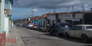 No cesa la cola por gasolina en Betijoque