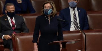 Pelosi: Trump «debe irse» porque es un «peligro claro y presente» para EE.UU.