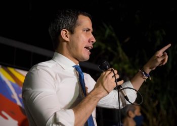 La Contraloría interpelará a Guaidó por supuestas riquezas en el exterior