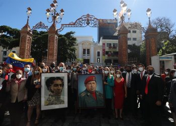 Así llegaron los diputados chavistas a la AN para asumir funciones