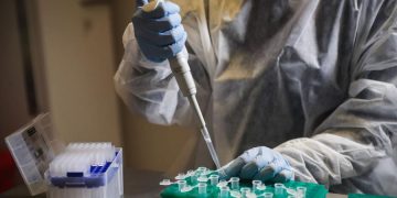 Lo que se sabe hasta ahora de la nueva variante brasileña del coronavirus