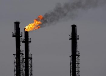 La OPEP entra en 2021 con un plan cauteloso para superar la debacle de 2020