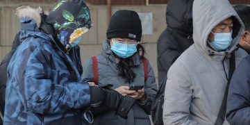 Pekín niega haber impedido la entrada de la OMS para investigar la covid