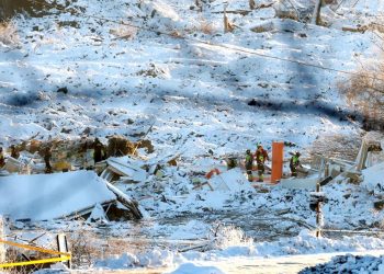Cinco muertos y cinco desaparecidos por deslizamiento de tierra en Noruega
