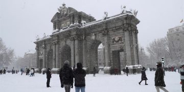La gran nevada del centro de España colapsa Madrid