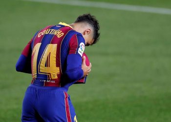 Coutinho, operado con éxito, estará tres meses de baja