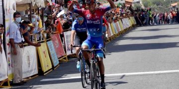 Vuelta al Táchira 2021/ Roniel Campos  ganó en Lagunillas y se viste de líder