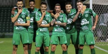 Chapecoense regresa a la Serie A de Brasil como campeón