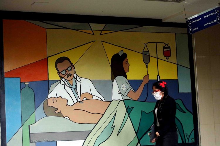 Hospital Central de San Cristóbal está llegando al límite de camas para hospitalización por COVID-19. Carlos Eduardo Ramírez