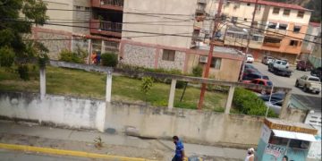 Habitantes de la Cuarta Etapa de La Beatriz sin una gota de agua