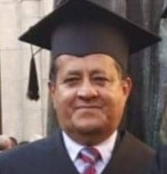 Mérida: El covid se lleva al urólogo Henry Salas