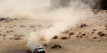 Rally Dakar | Al-Attiyah gana el prólogo y le saca 36 segundos a Sainz, que pinchó