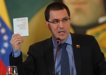Venezuela pide a la CIJ aplazar la audiencia por zona en disputa con Guyana
